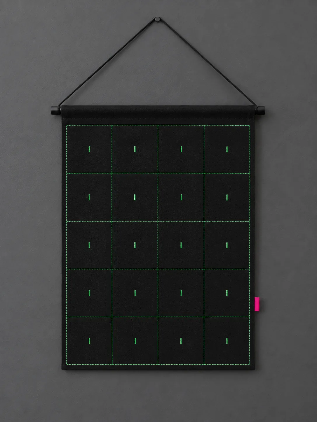 Grid Banner Small, front view