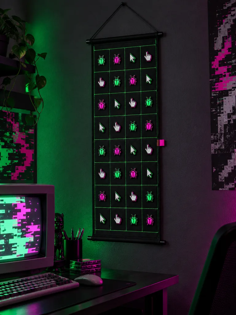 Grid Scroll Banner worn or in use